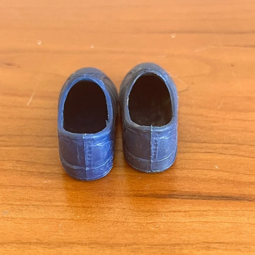 Vintage 1980's Blue Ken Doll Low Cut Tennis Shoes Accessoies‎